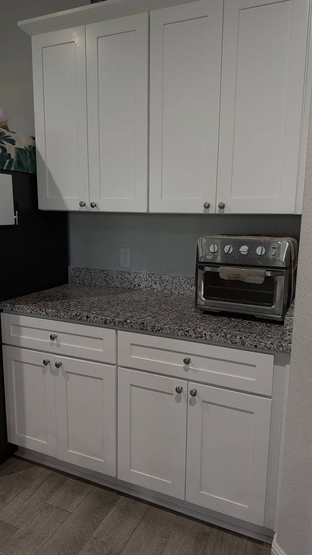 Building Photo - 4/2/2 NEWER CONSTRUCTION!