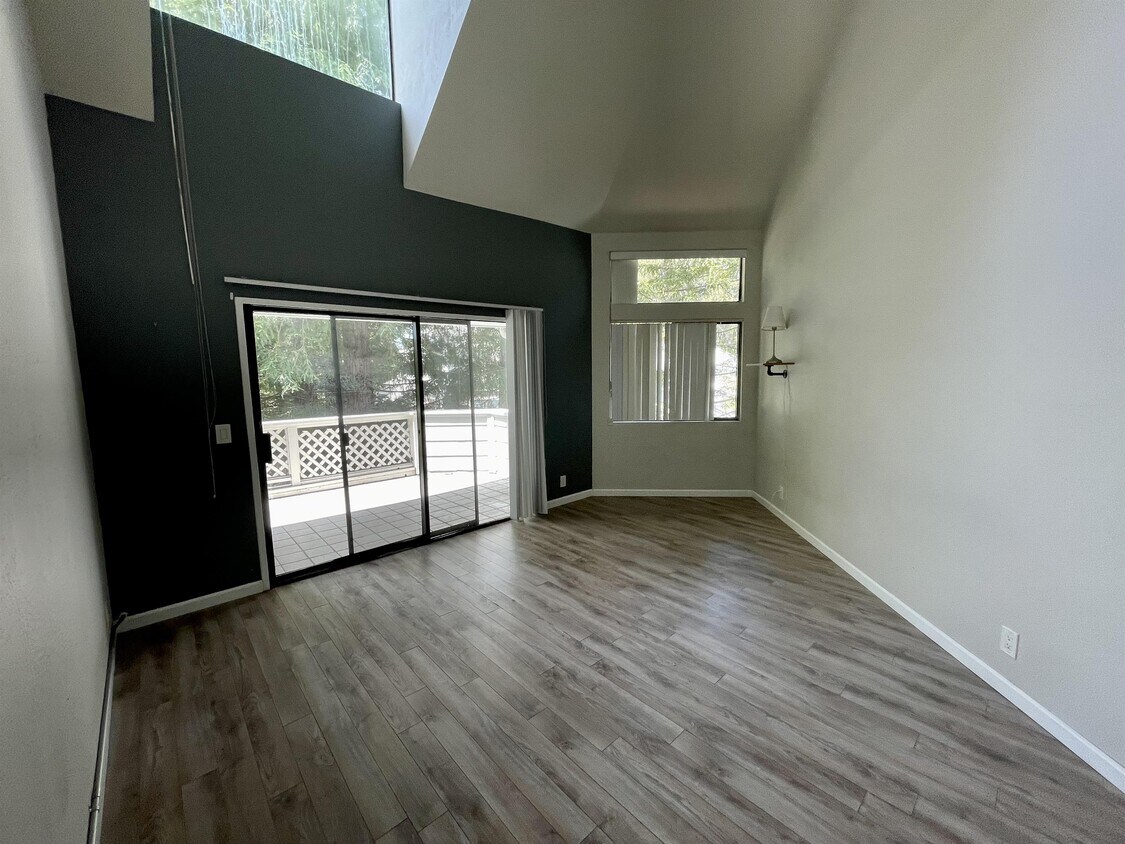 Foto principal - 2601 Willowbrook Ln
