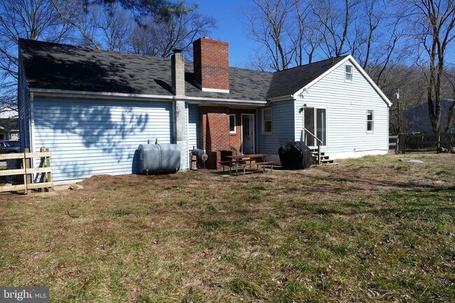 Building Photo - 3718 6th Ave
