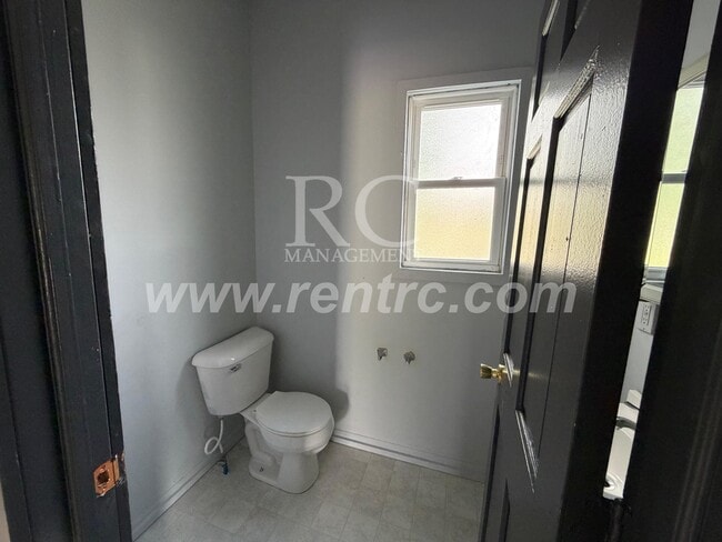 Building Photo - 503 FRANKLIN-
