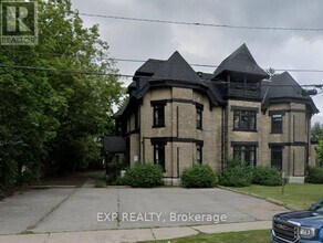 Building Photo - 202 Green St