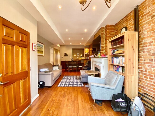 Foto del edificio - 1808 Belmont Rd NW