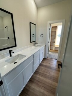 Foto del edificio - 5291 N Pebblecreek St