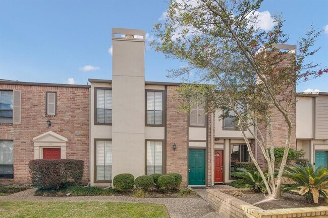 Building Photo - 1201 McDuffie St