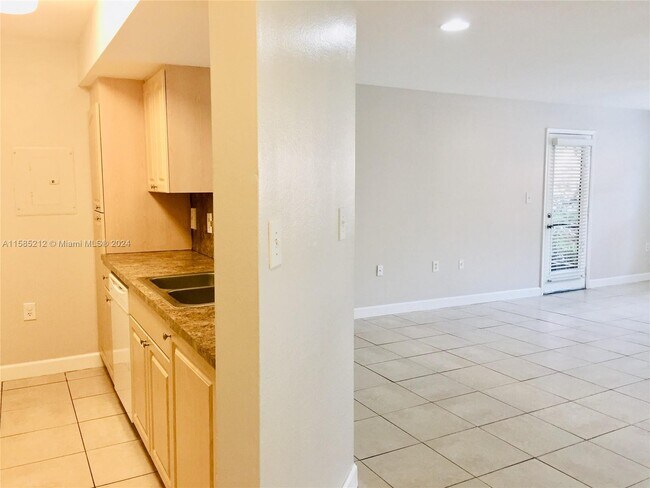 Foto del edificio - 15591 SW 105th Terrace