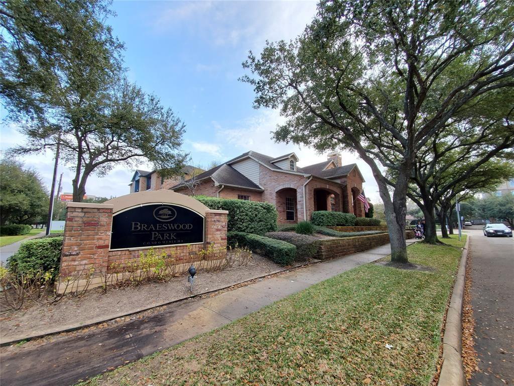 2255 Braeswood Park Dr Unit 272, Houston, TX 77030 Condo for Rent in Houston, TX