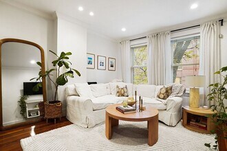 Building Photo - 110 Union Pk St