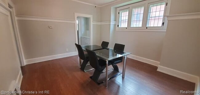Foto del edificio - 1071 Van Dyke St