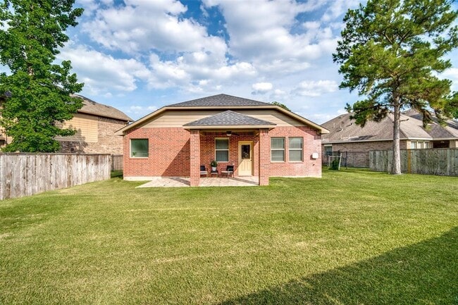 Building Photo - 134 Black Swan Pl
