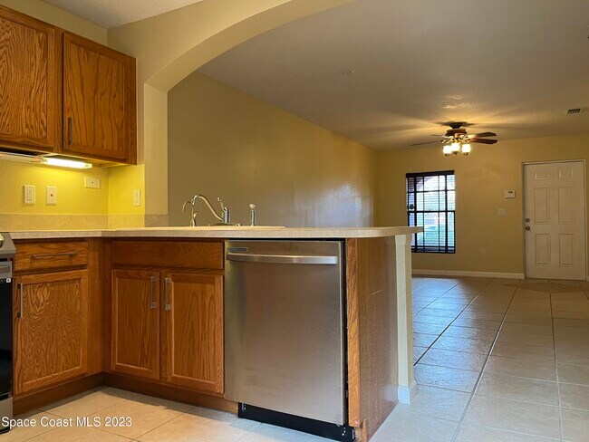 Foto del edificio - 605 Margie Dr