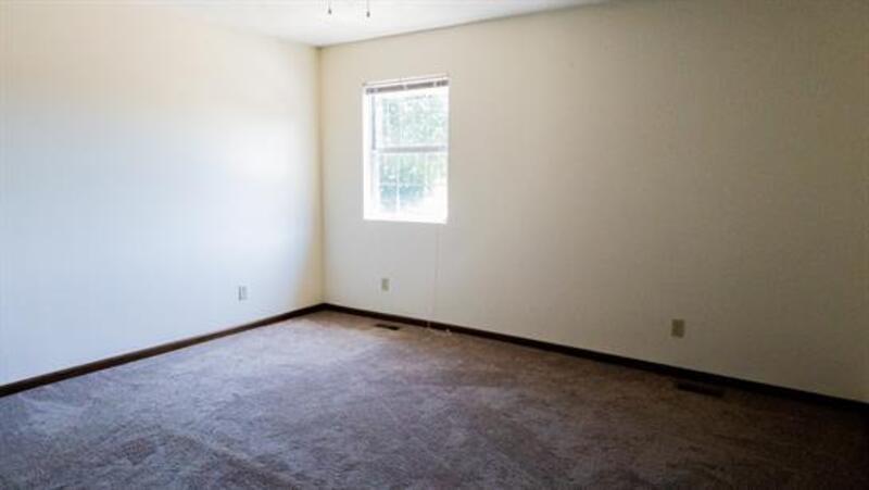 Building Photo - 74 Boncarbo Ln