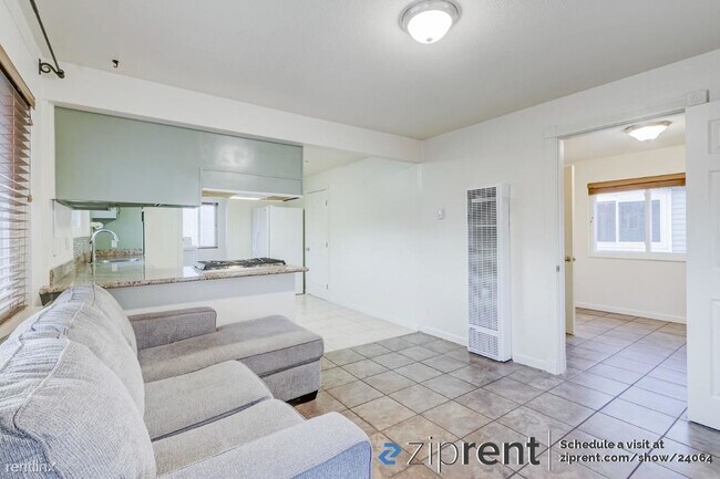 Building Photo - 2 br, 1 bath House - 12 Webster St, Petalu...