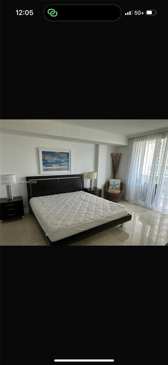 Foto del edificio - 10275 Collins Ave