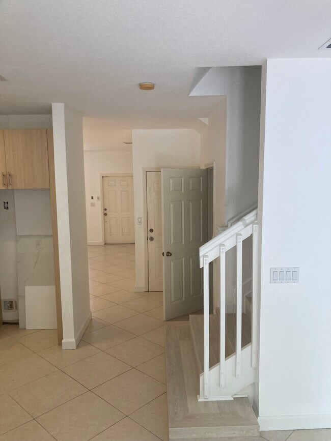 Foto del edificio - 9279 SW 219th St