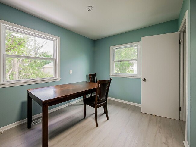 Foto del edificio - Charming 3BR Home Available Now in Pontiac!
