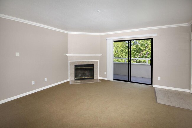 Fireplace - 41 Grandview St