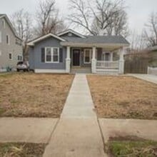 Building Photo - 1077 S Roanoke Ave