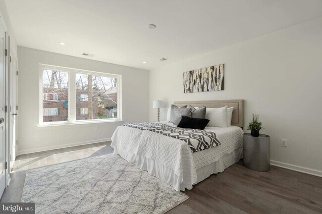 Foto del edificio - 4442 B St SE