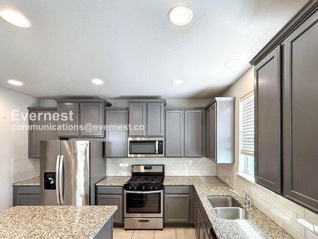 Foto del edificio - 6401 Andes Peak Trail