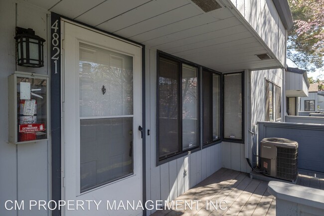 Building Photo - 2 br, 2 bath House - 4821 Pine Forest Pl.