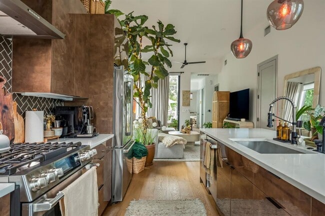 Foto del edificio - 2507 Audubon Pl