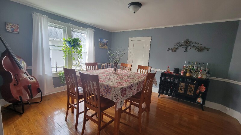 Primary Photo - 57 Mayfield Ave
