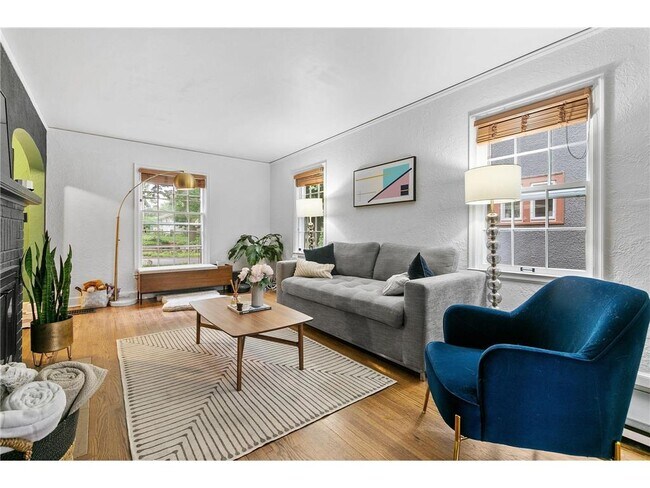 Foto del edificio - 4108 10th Ave S