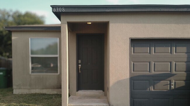 Front - 6308 Green Top Dr