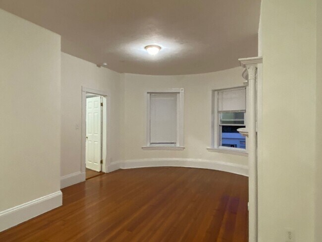 Foto del edificio - 75 Brighton Ave