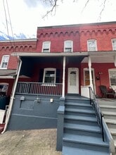 Building Photo - 323 State St