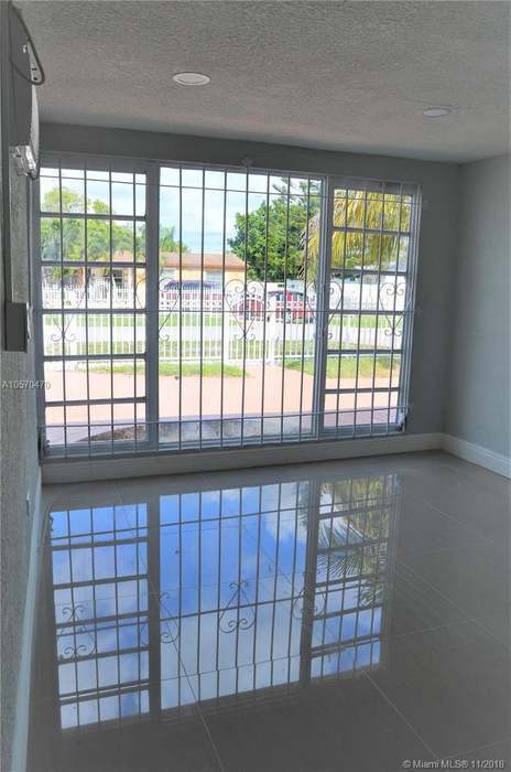 Foto del edificio - 1510 NW 130th St