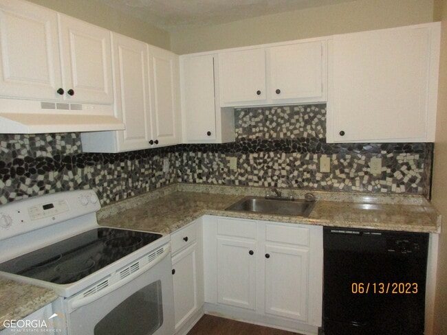 Building Photo - 3609 Woodbriar Cir
