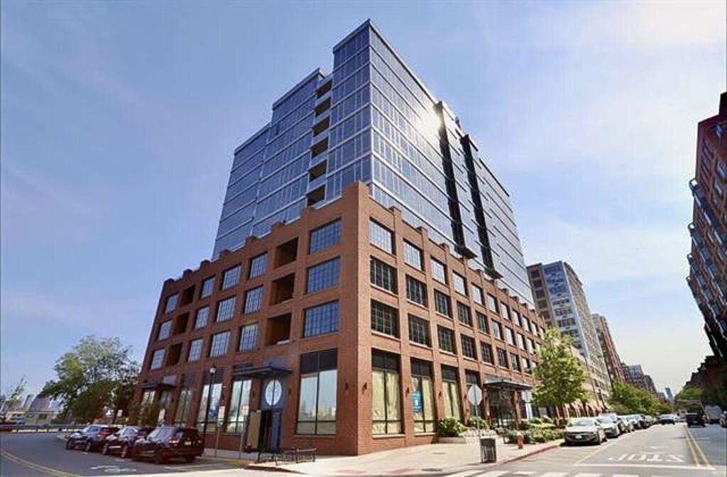 Foto principal - 1425 Hudson St