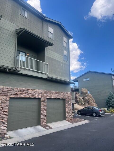 Building Photo - 1070 Stratus Way