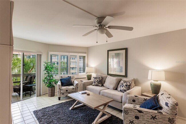 Foto del edificio - 1250 N Portofino Dr