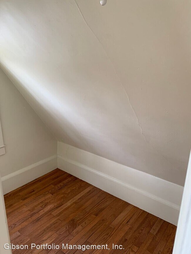 Building Photo - 1 br, 1 bath House - 309 N 5th St Unit 3