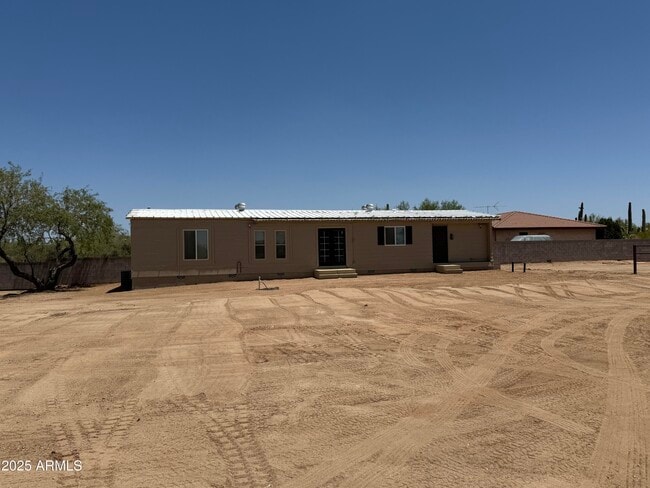 Foto del edificio - 6703 E Calle de Las Estrellas Rd