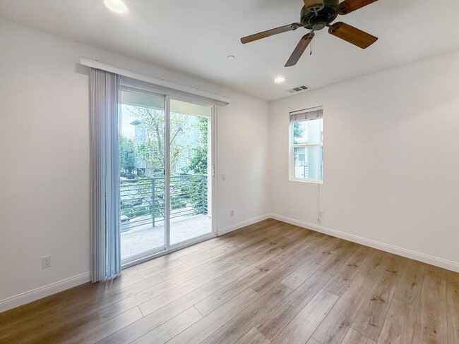 Foto del edificio - Great 2B/2.5BA Townhome in Escondido!
