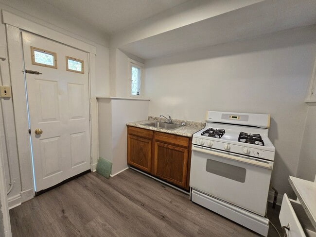 Building Photo - sta6523