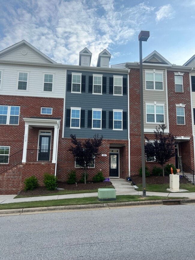 Building Photo - 1010 Gateway Commons Cir