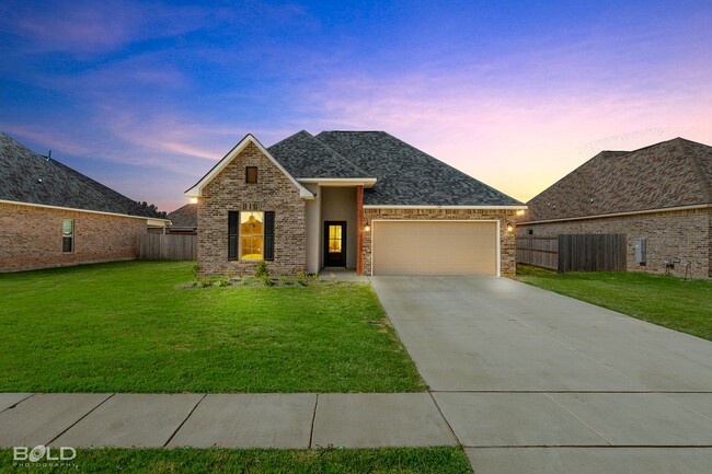 Building Photo - Check Out this 3 bed 2 bath in Canes Landing!