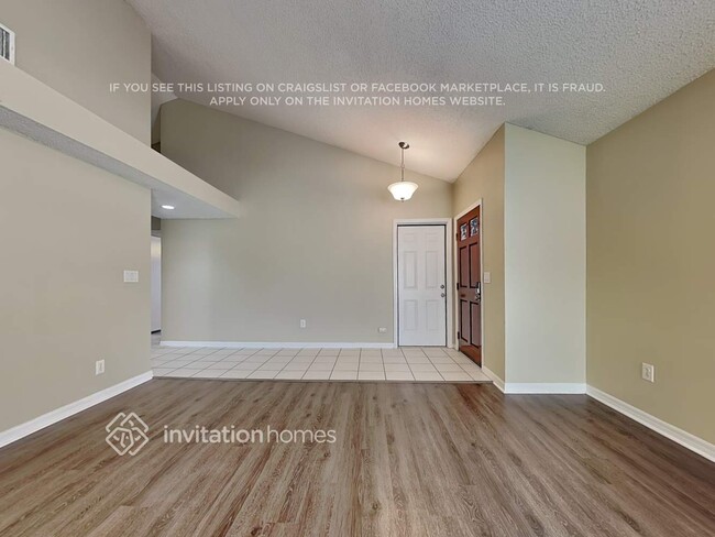 Building Photo - 1210 Tuxford Dr