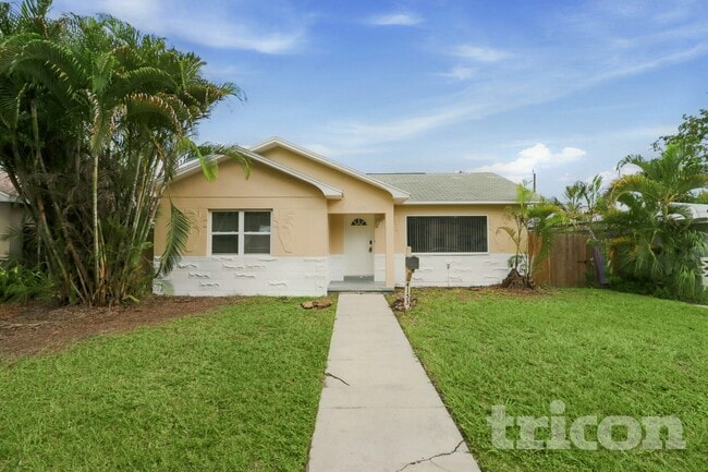 Building Photo - 4153 2nd Ave N