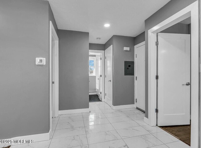 Foto del edificio - 364 Westwood Ave