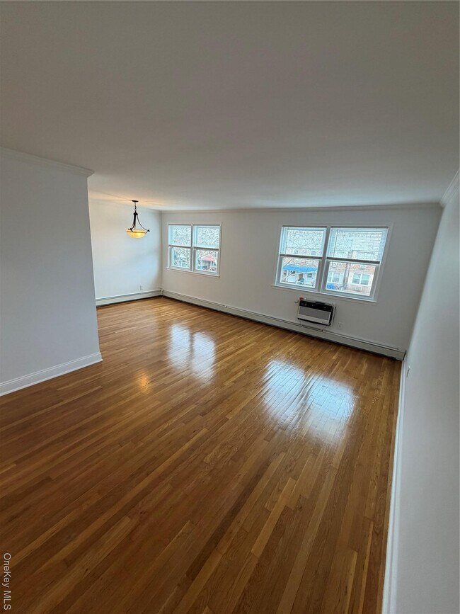 Foto del edificio - 144-50 25th Rd