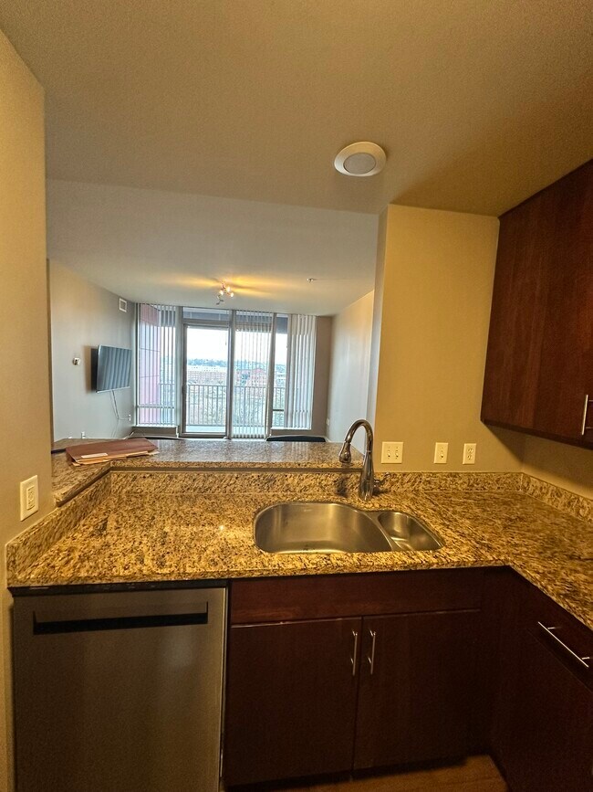 105 Christina Landing Dr Unit 908, Wilmington, DE 19801 Condo for