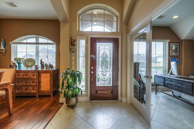Foto del edificio - 1710 Finney Knoll Ln