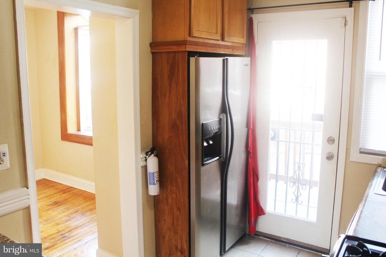 Foto principal - 2213 2nd St NW