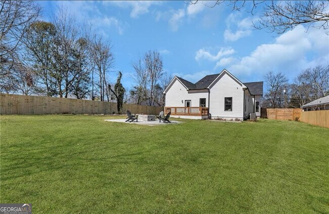 Building Photo - 1774 Vesta Ave