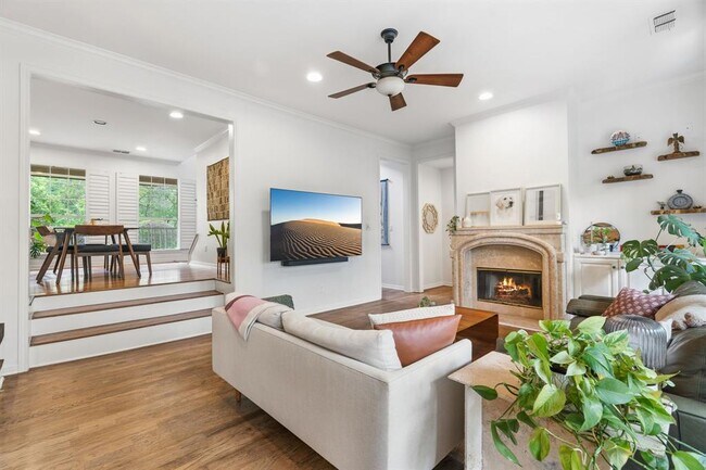 Foto del edificio - 6515 Twin Creek Hollow